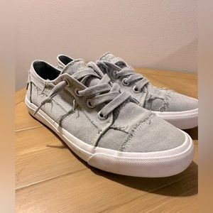 Blowfish tennis shoes size 8